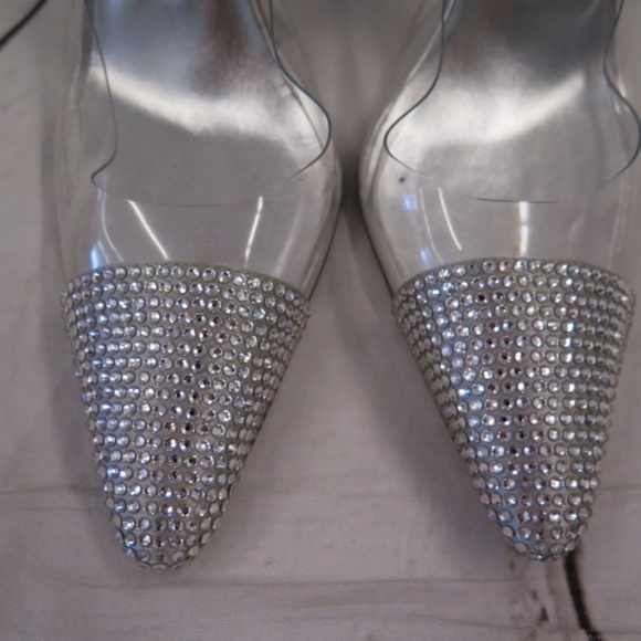 Manolo Blahnik Pump Carolyne Crystal & PVC - Picture 2 of 8